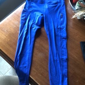 Fabletics leggings motion 365